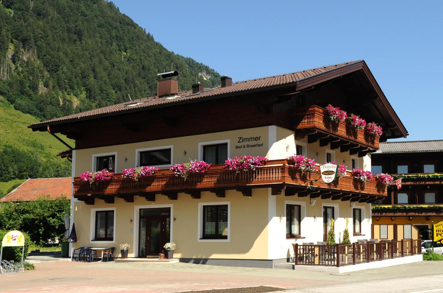 Pension Dorfplatzl Fusch an der Grossglocknerstrasse Экстерьер фото